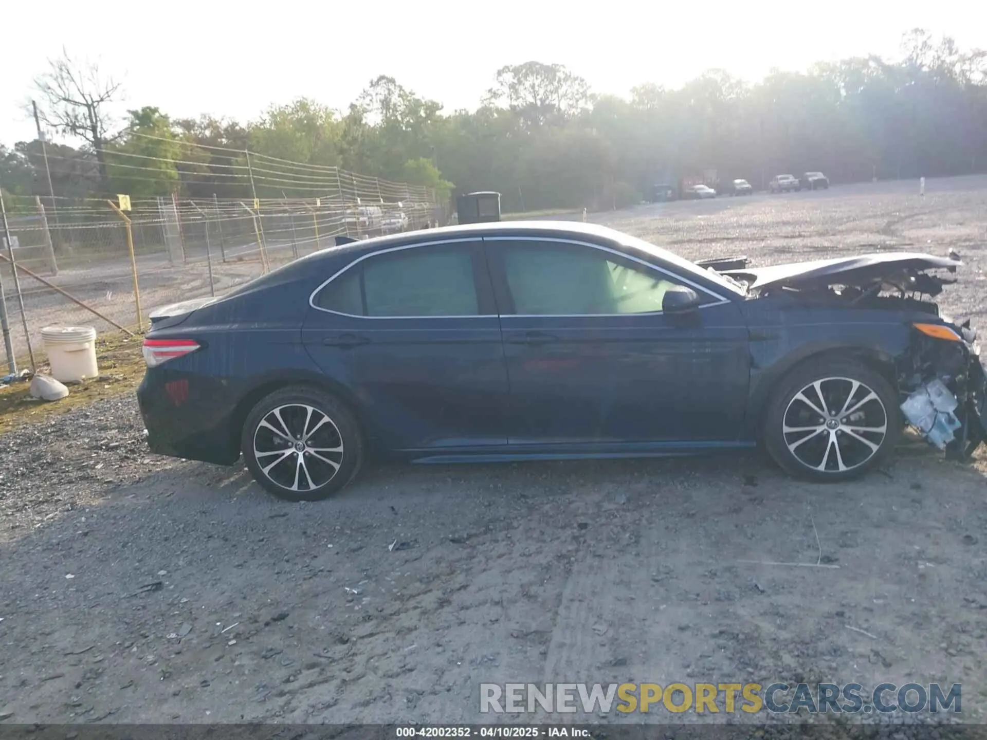 13 Photograph of a damaged car 4T1B11HK3KU788913 TOYOTA CAMRY 2019