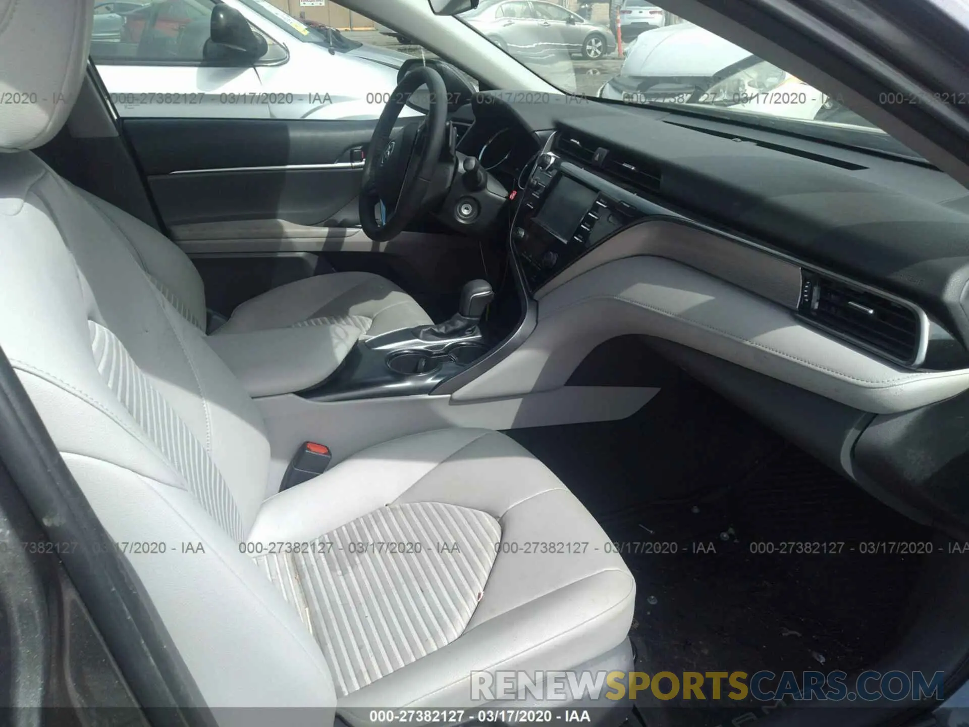 5 Photograph of a damaged car 4T1B11HK3KU792976 TOYOTA CAMRY 2019