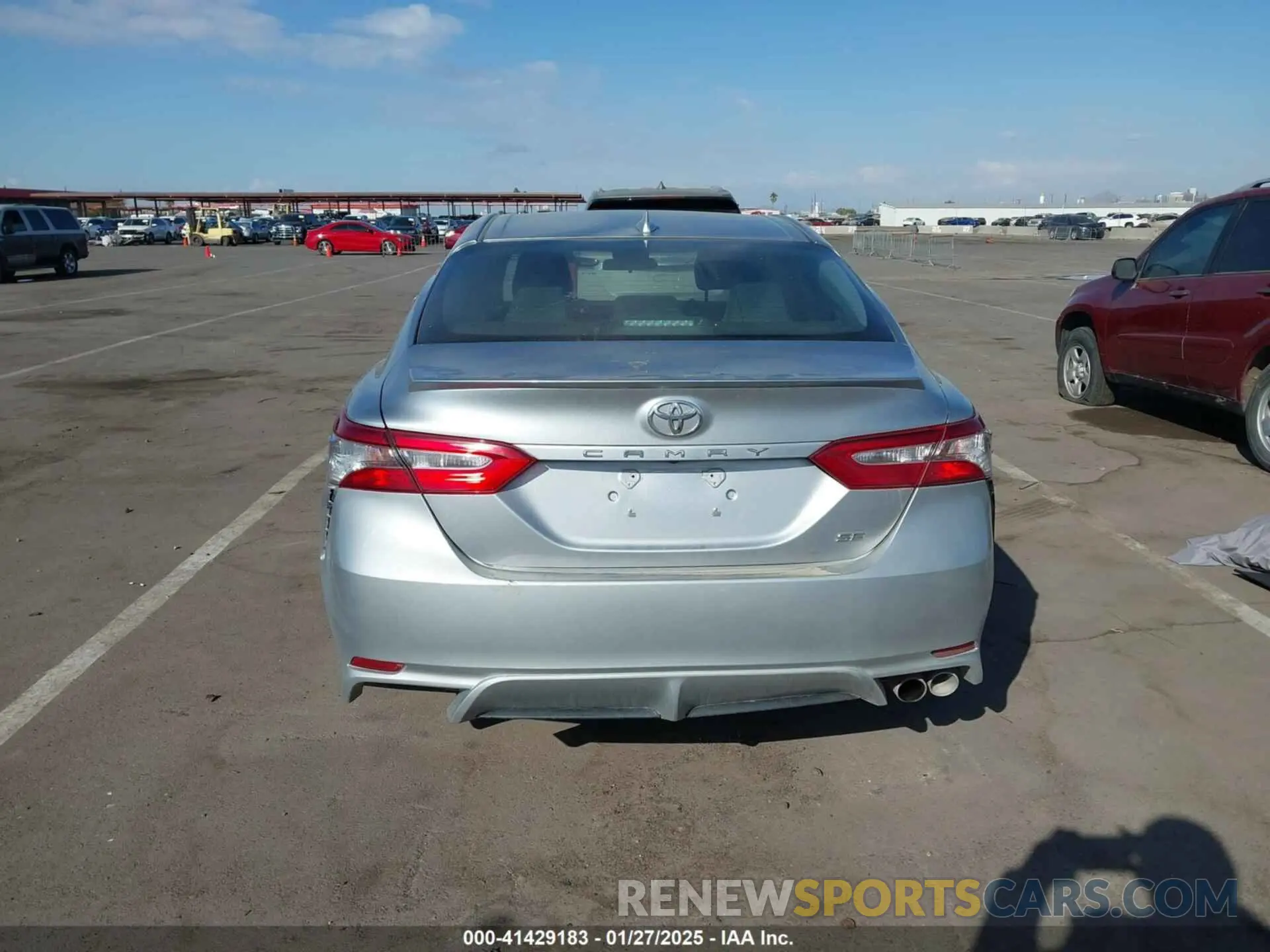 16 Фотография поврежденного автомобиля 4T1B11HK3KU796011 TOYOTA CAMRY 2019
