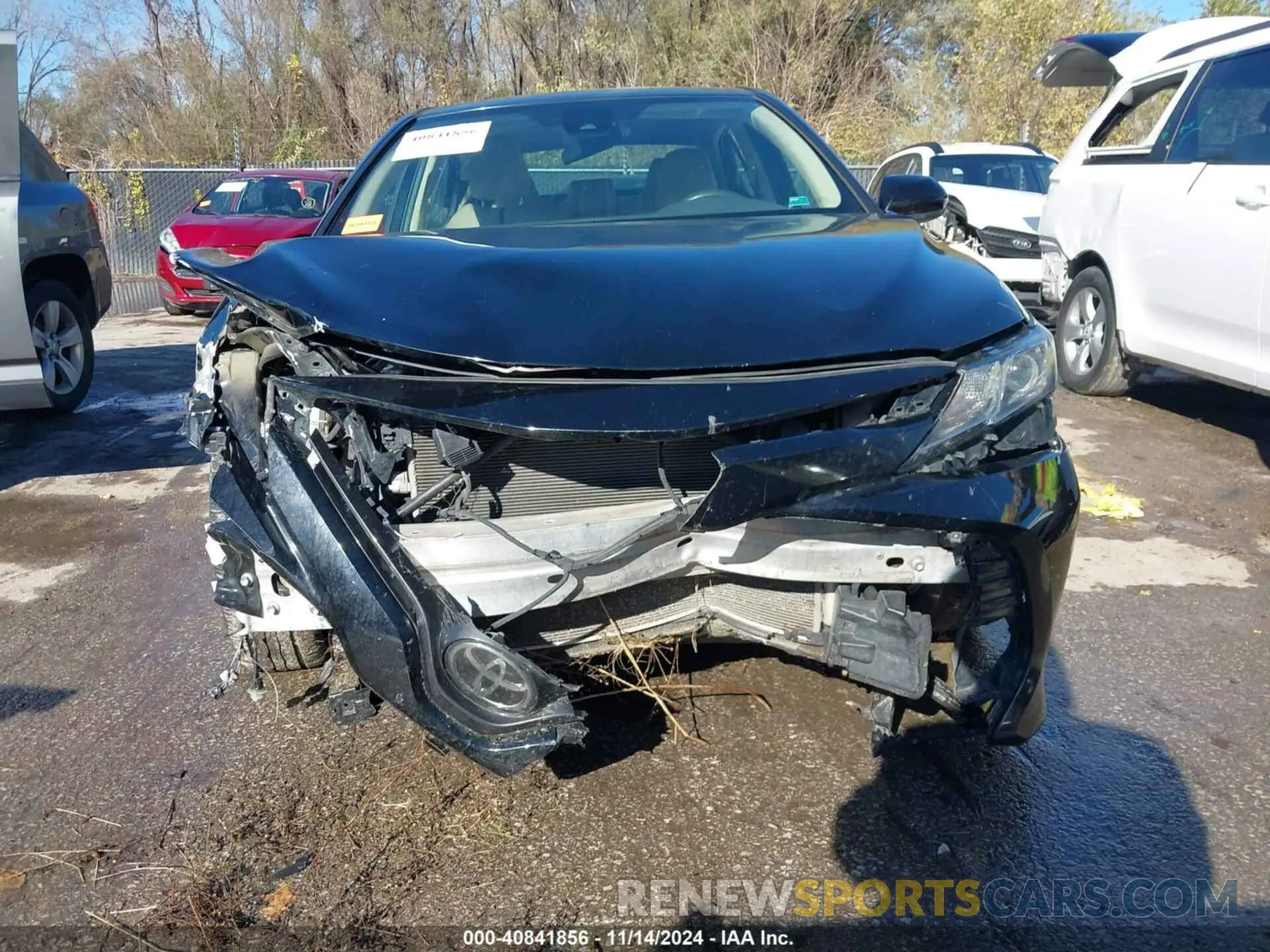 12 Фотография поврежденного автомобиля 4T1B11HK3KU802258 TOYOTA CAMRY 2019