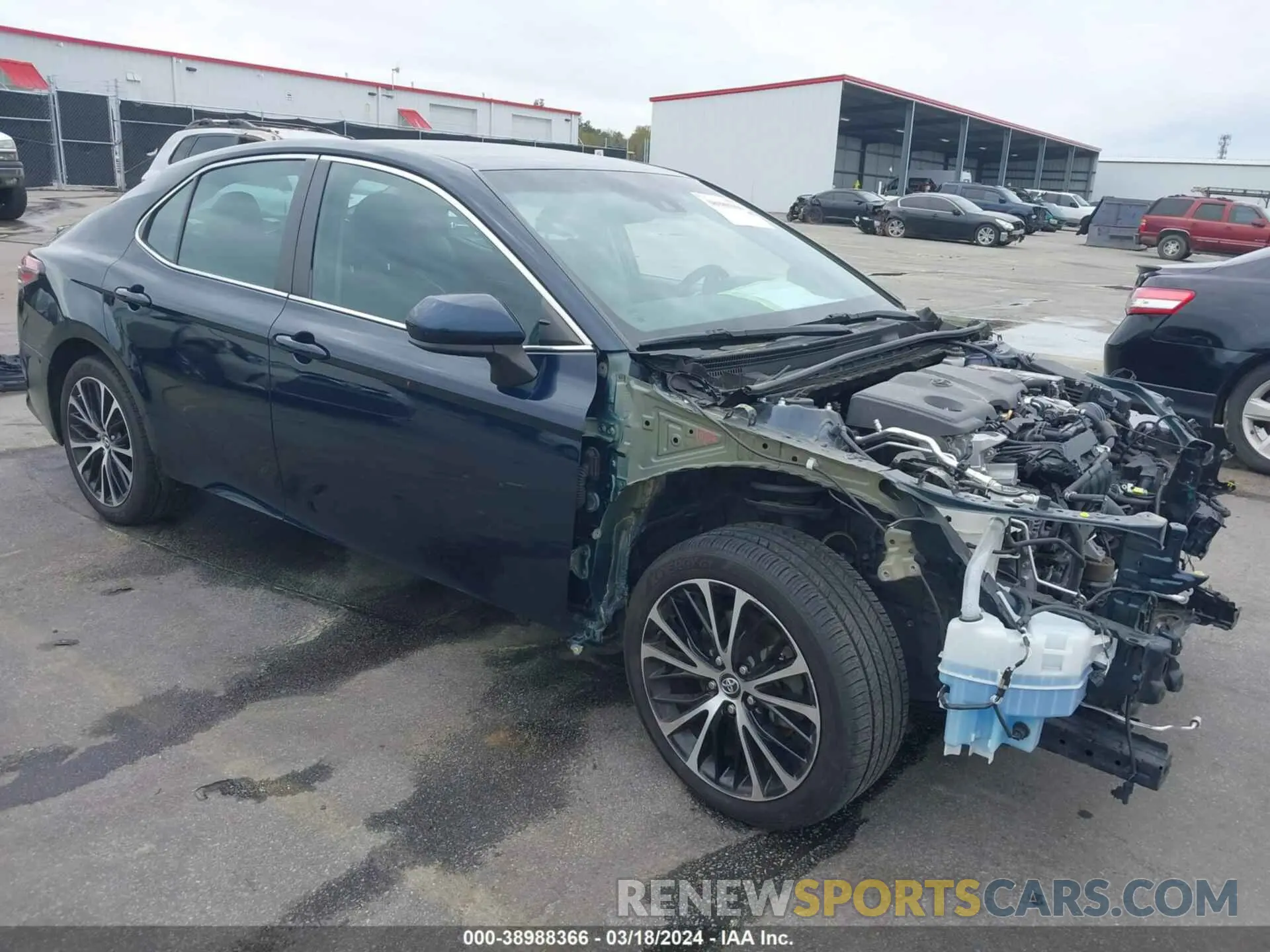 1 Фотография поврежденного автомобиля 4T1B11HK3KU810442 TOYOTA CAMRY 2019