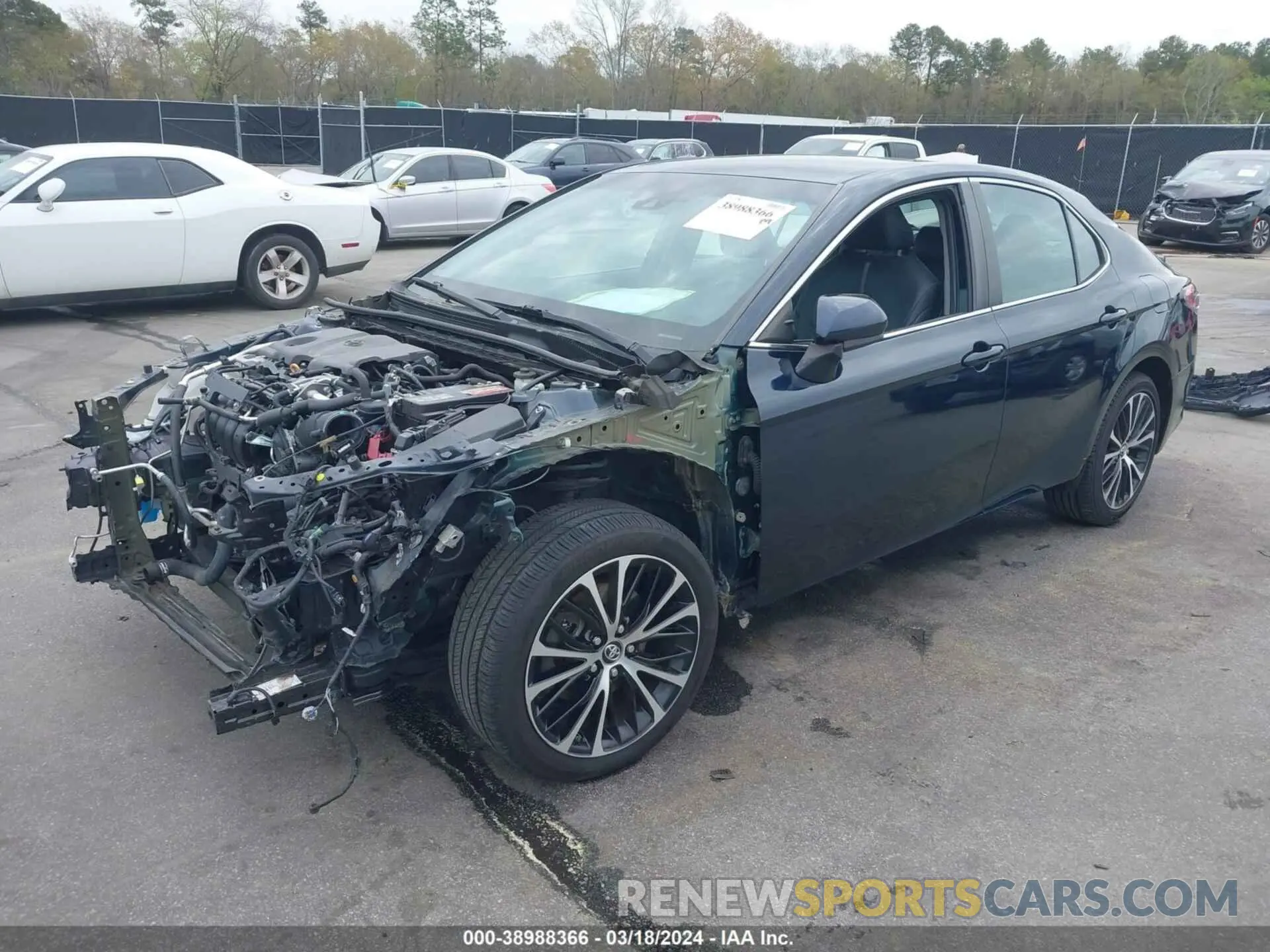 2 Фотография поврежденного автомобиля 4T1B11HK3KU810442 TOYOTA CAMRY 2019