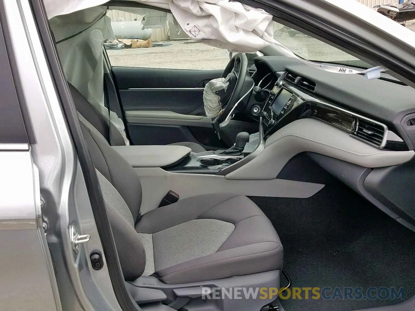 5 Photograph of a damaged car 4T1B11HK3KU817522 TOYOTA CAMRY 2019