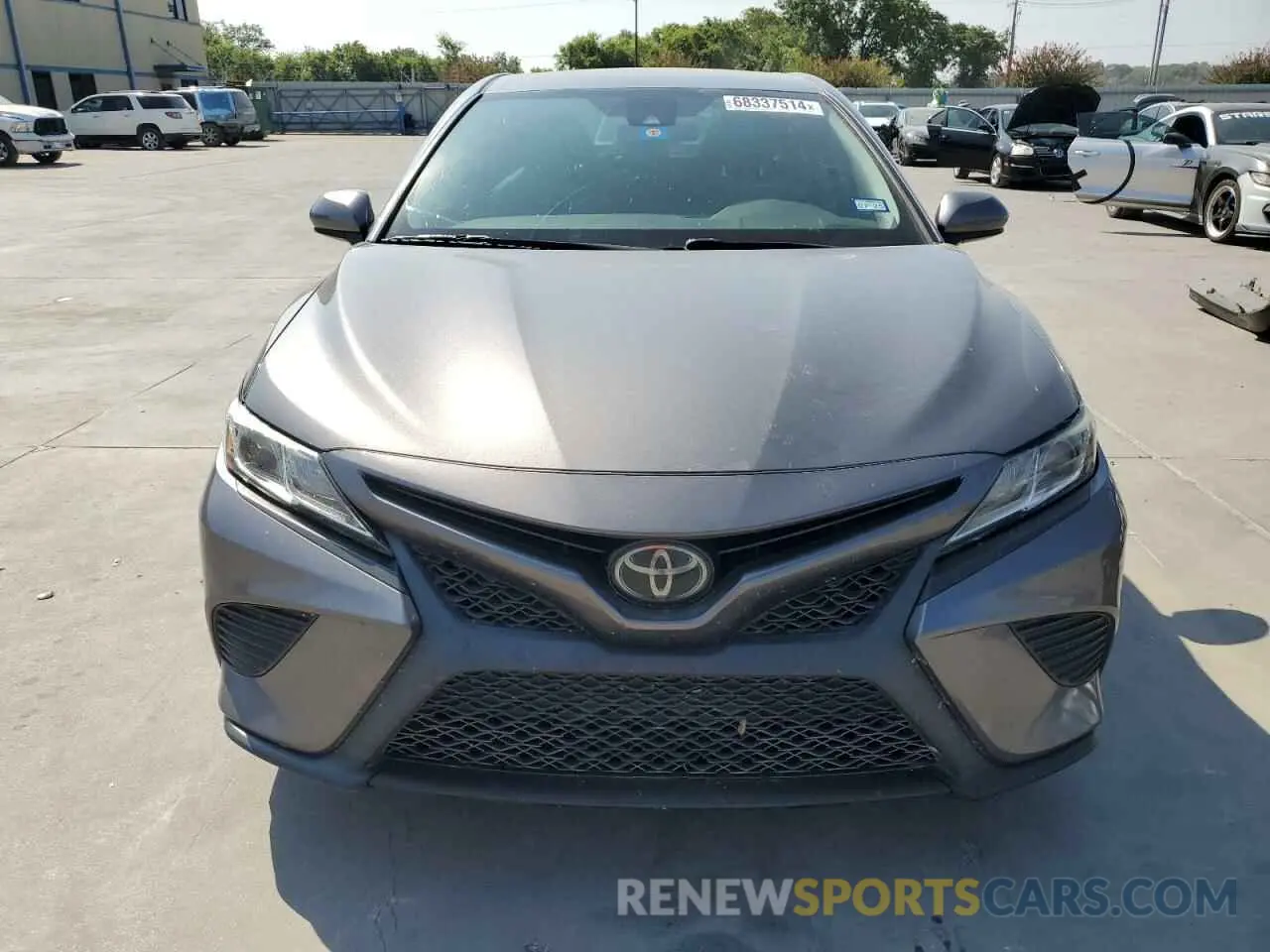 5 Фотография поврежденного автомобиля 4T1B11HK3KU819075 TOYOTA CAMRY 2019