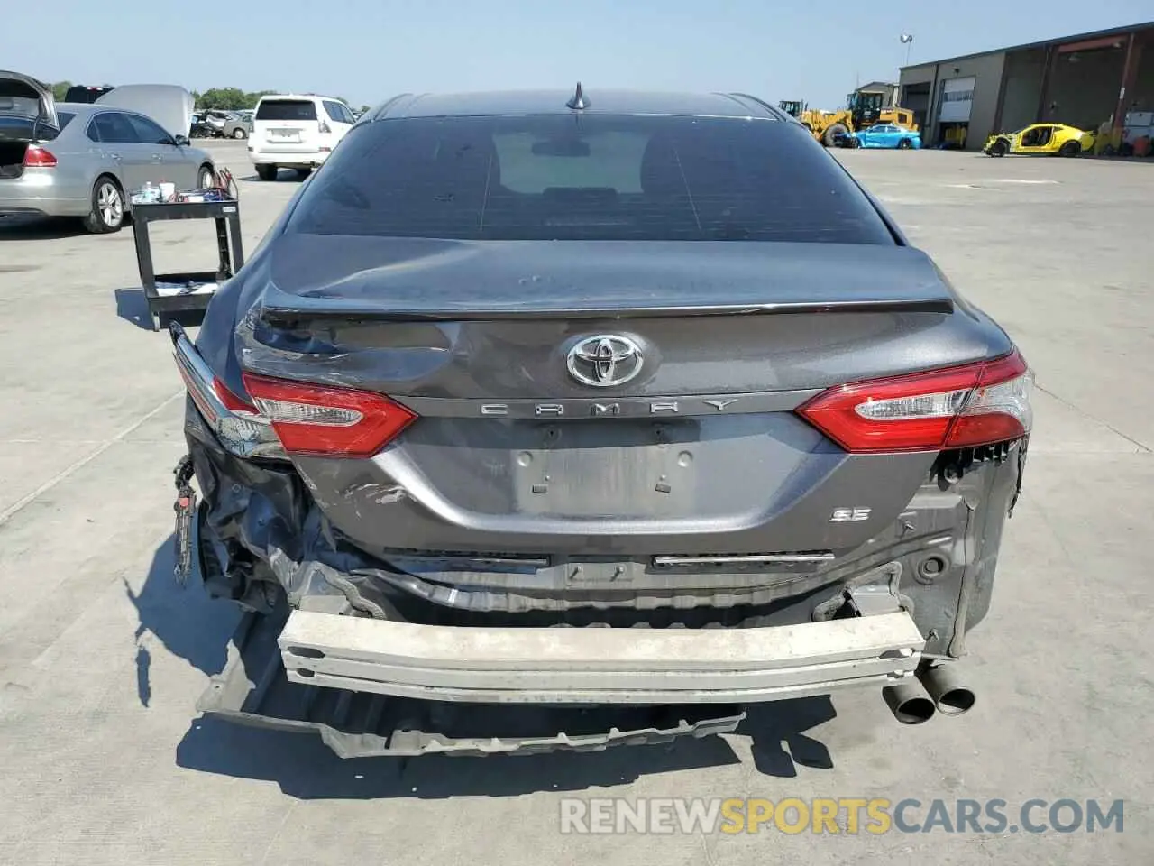 6 Фотография поврежденного автомобиля 4T1B11HK3KU819075 TOYOTA CAMRY 2019