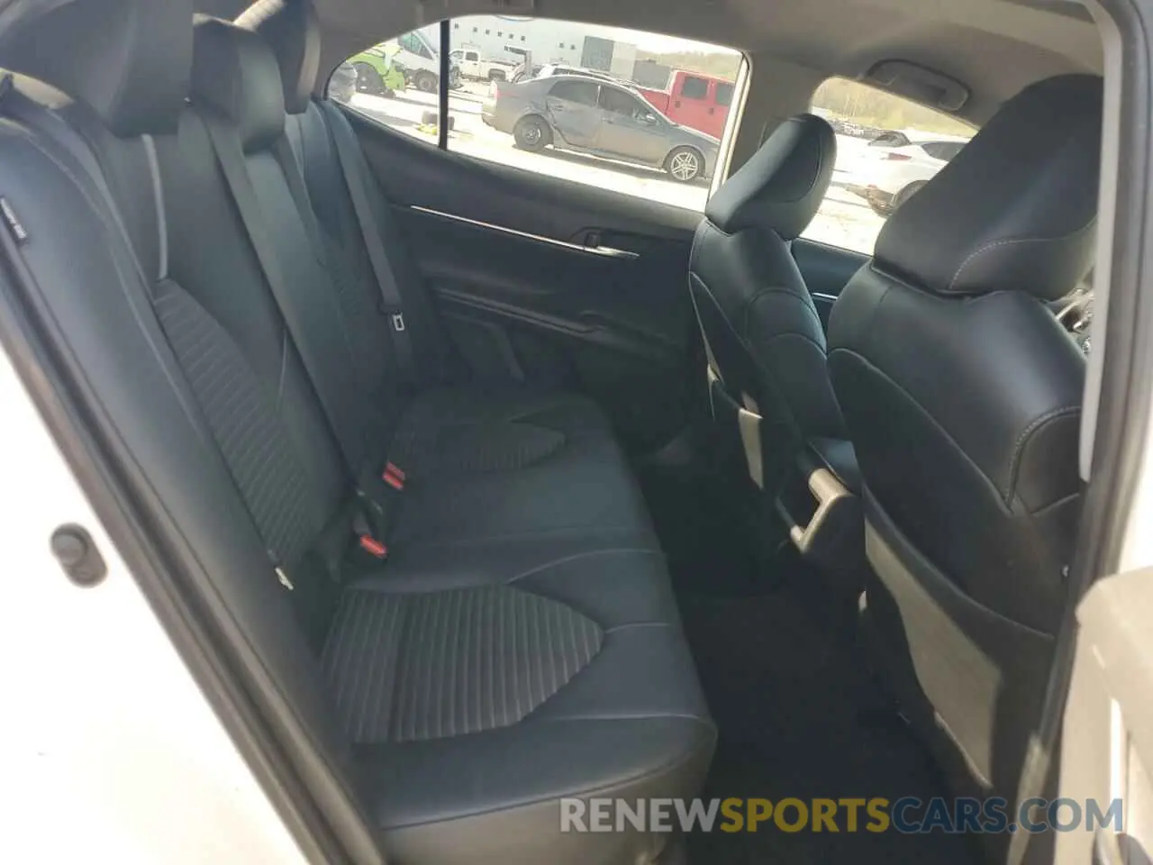 10 Фотография поврежденного автомобиля 4T1B11HK3KU832439 TOYOTA CAMRY 2019