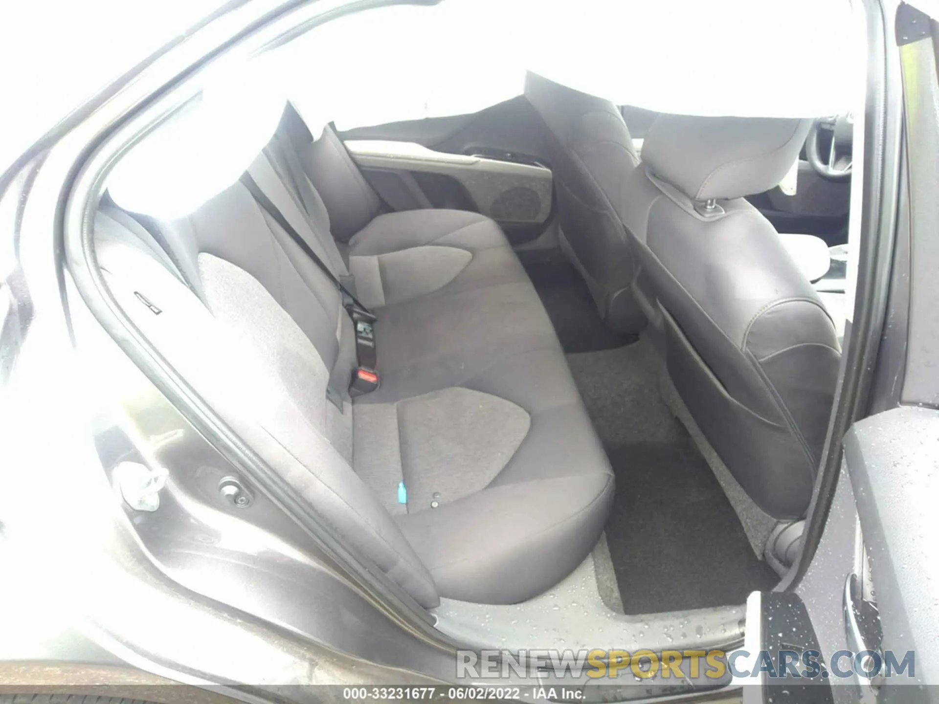 8 Photograph of a damaged car 4T1B11HK3KU832635 TOYOTA CAMRY 2019