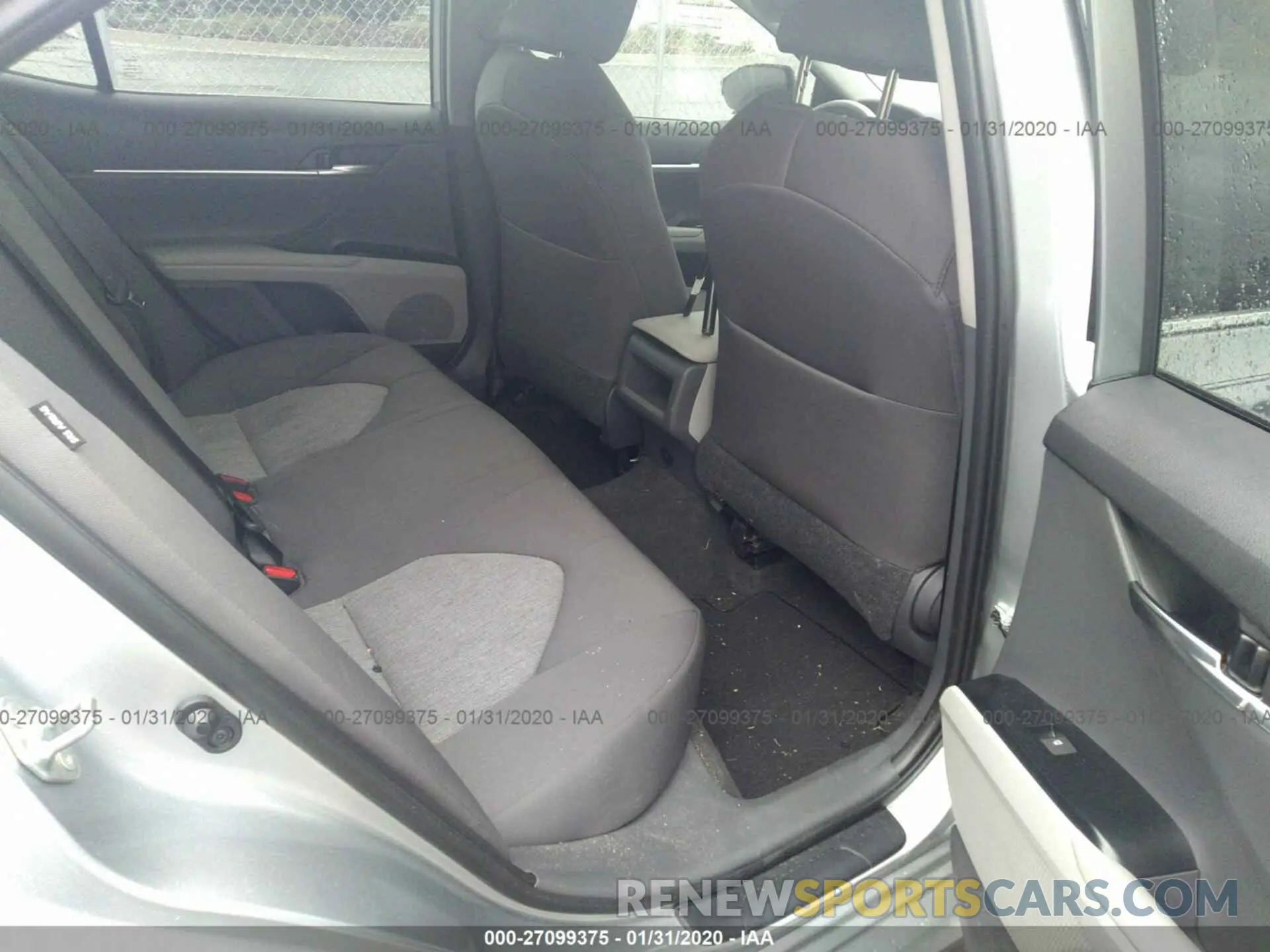 8 Photograph of a damaged car 4T1B11HK3KU832778 TOYOTA CAMRY 2019