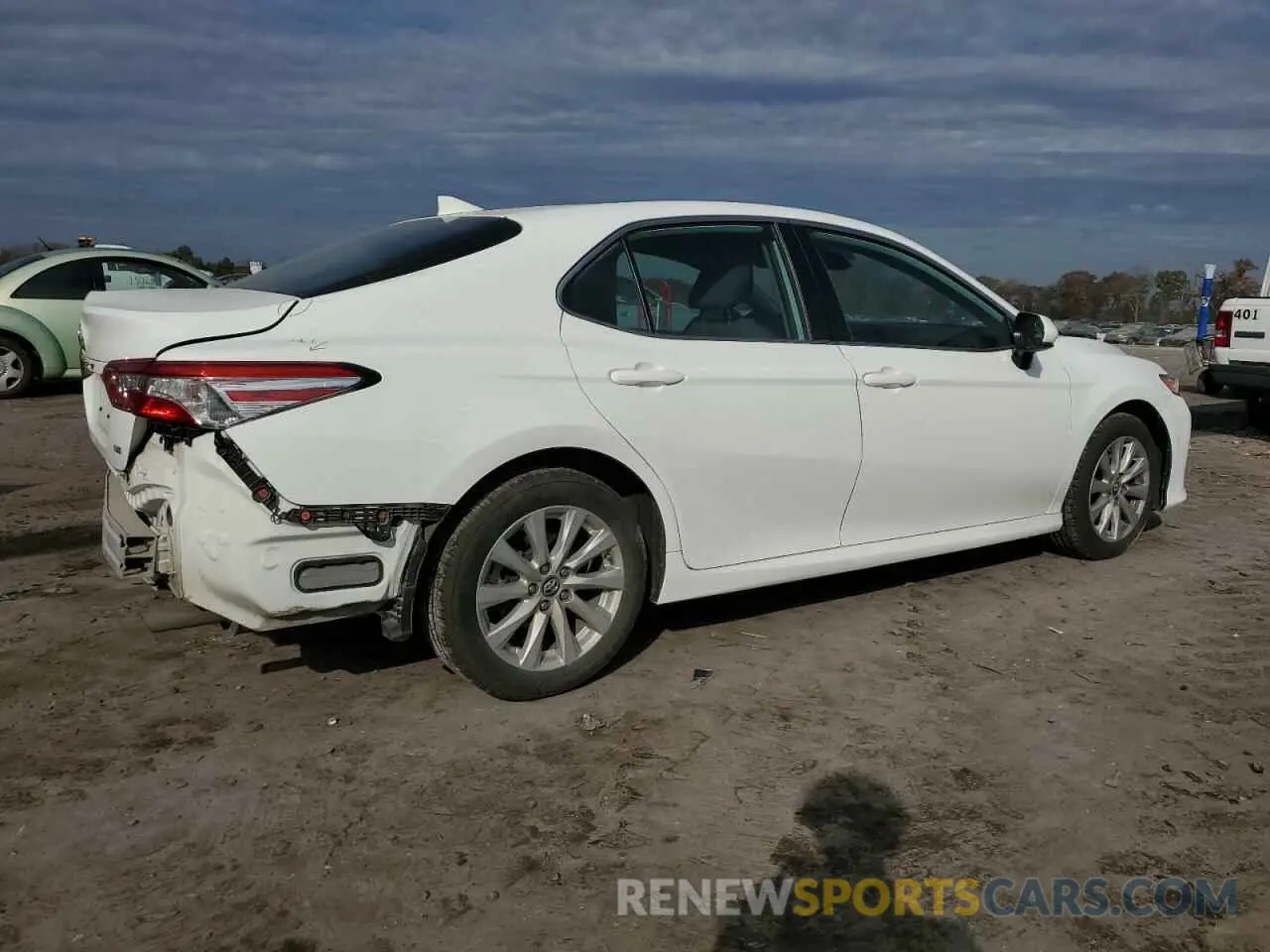 3 Photograph of a damaged car 4T1B11HK3KU846437 TOYOTA CAMRY 2019