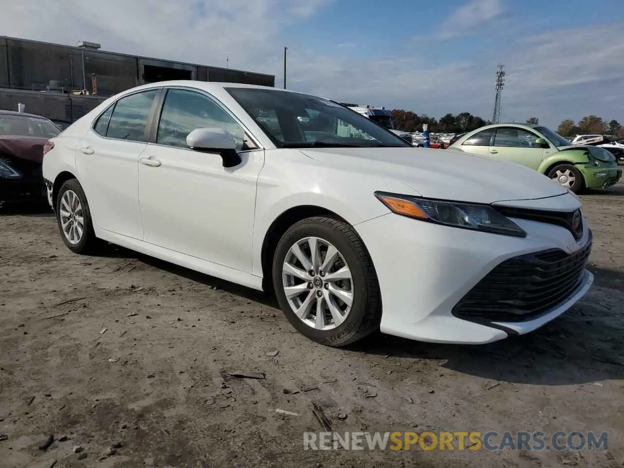 4 Photograph of a damaged car 4T1B11HK3KU846437 TOYOTA CAMRY 2019