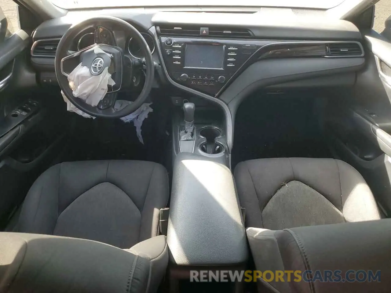 8 Photograph of a damaged car 4T1B11HK3KU856224 TOYOTA CAMRY 2019