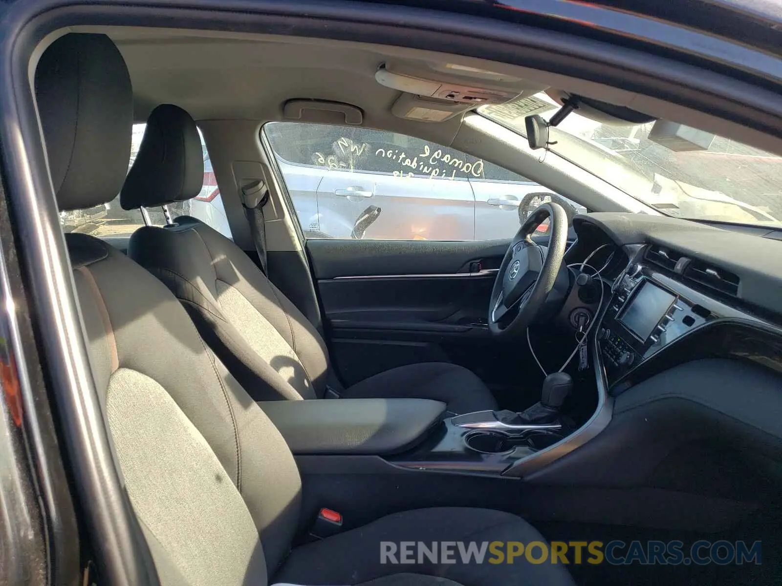 5 Photograph of a damaged car 4T1B11HK4KU156213 TOYOTA CAMRY 2019