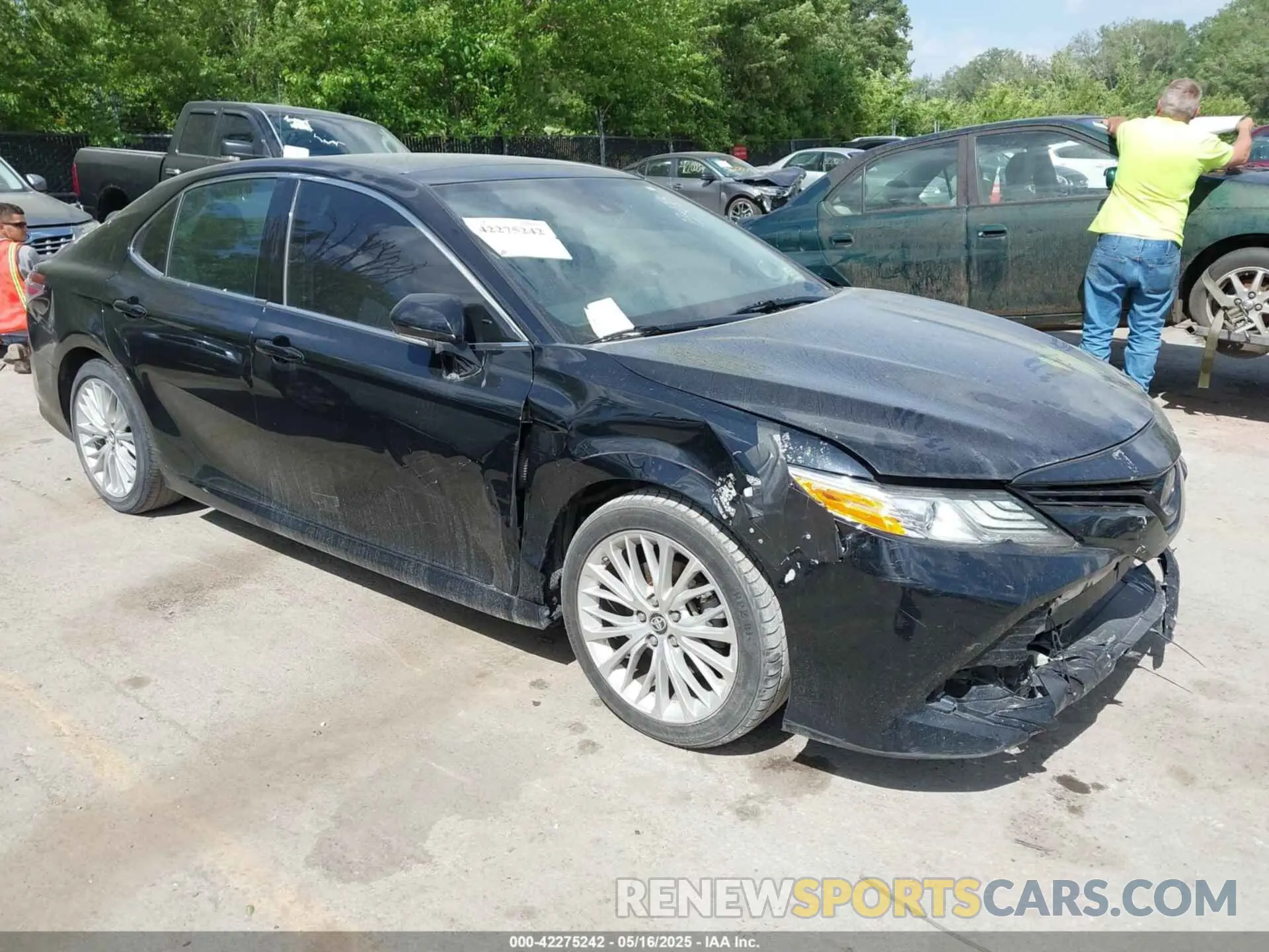1 Photograph of a damaged car 4T1B11HK4KU159810 TOYOTA CAMRY 2019