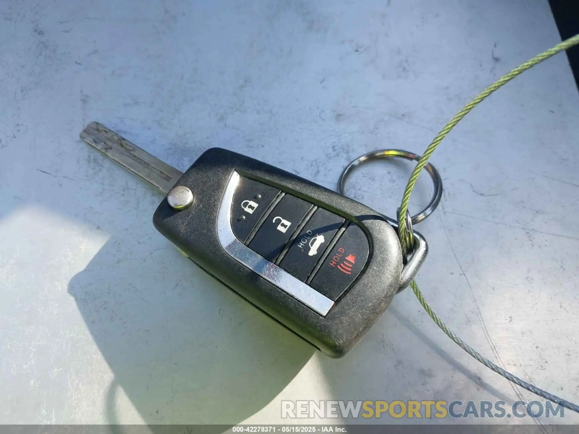 11 Photograph of a damaged car 4T1B11HK4KU168863 TOYOTA CAMRY 2019