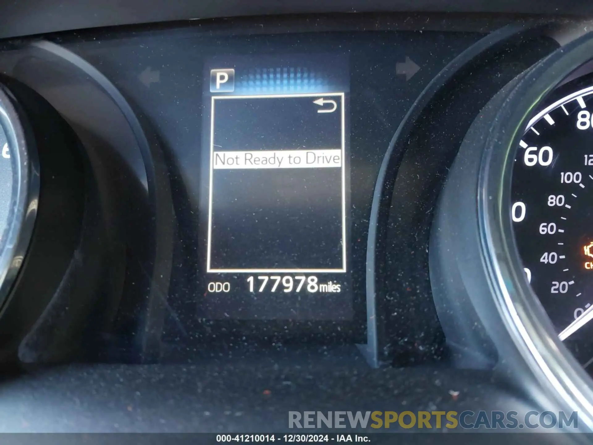 16 Photograph of a damaged car 4T1B11HK4KU169642 TOYOTA CAMRY 2019