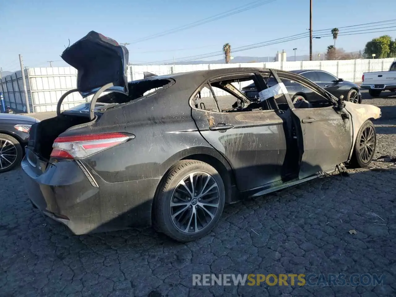 3 Photograph of a damaged car 4T1B11HK4KU174307 TOYOTA CAMRY 2019