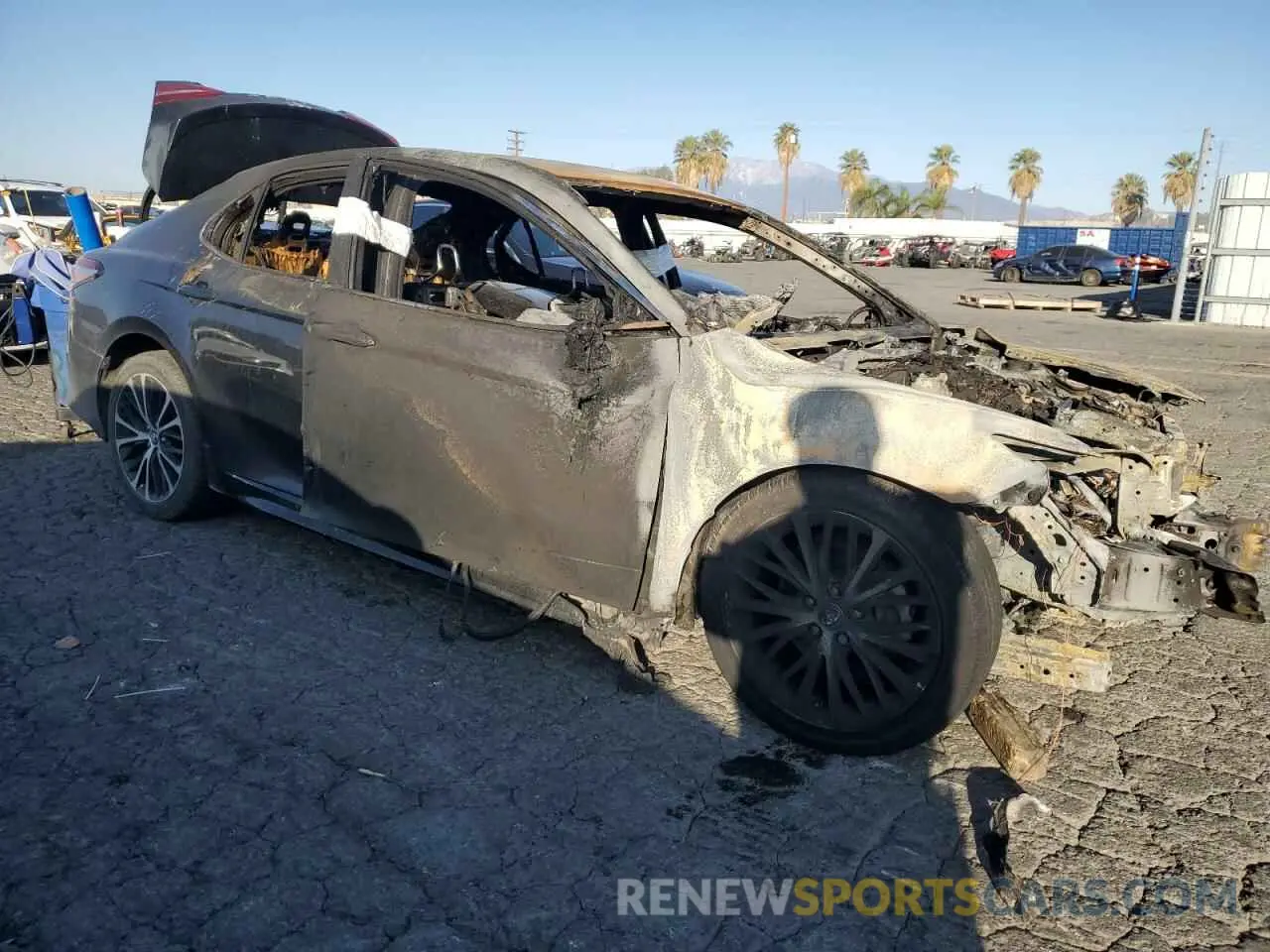 4 Photograph of a damaged car 4T1B11HK4KU174307 TOYOTA CAMRY 2019