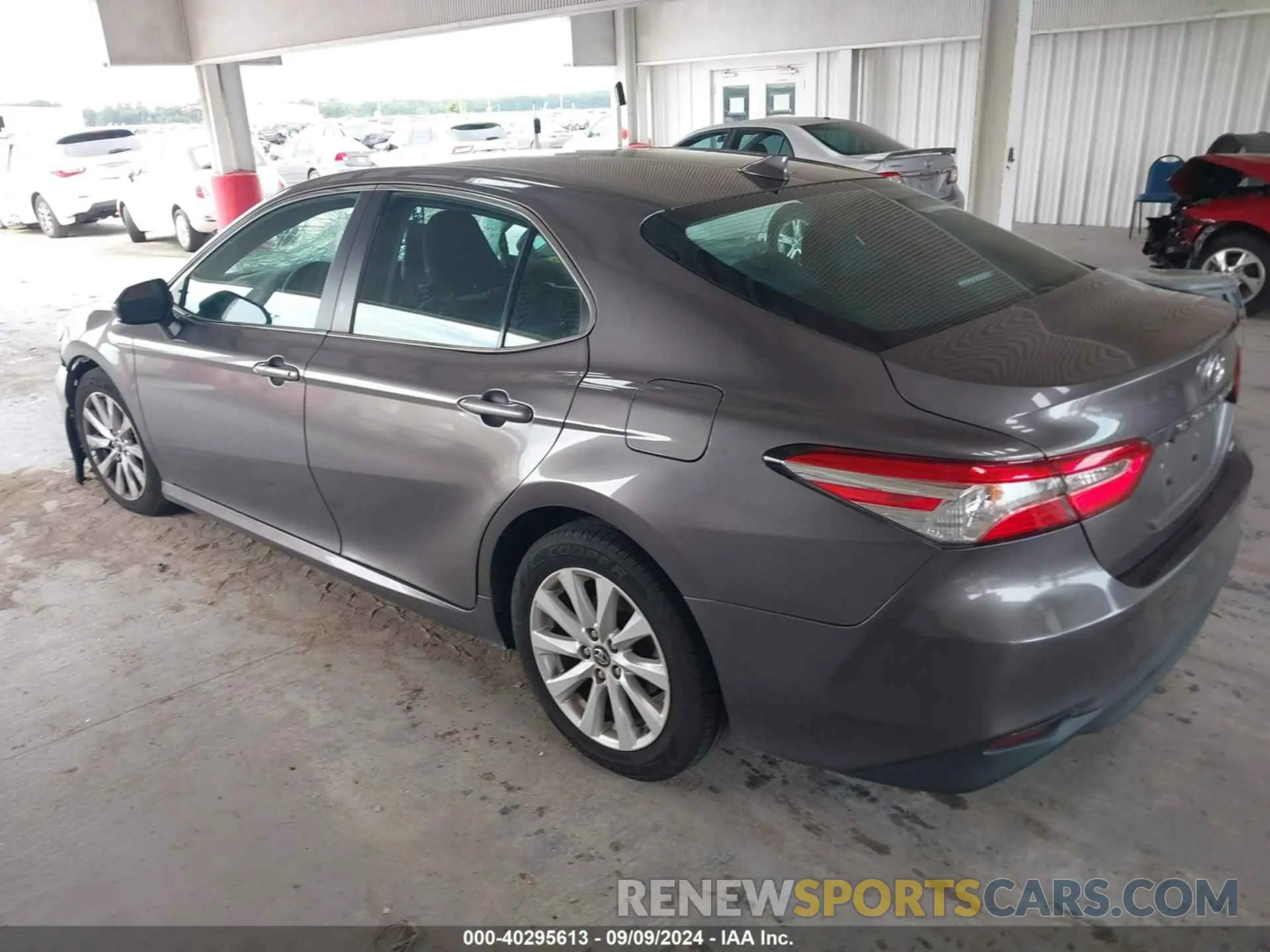 3 Photograph of a damaged car 4T1B11HK4KU184223 TOYOTA CAMRY 2019