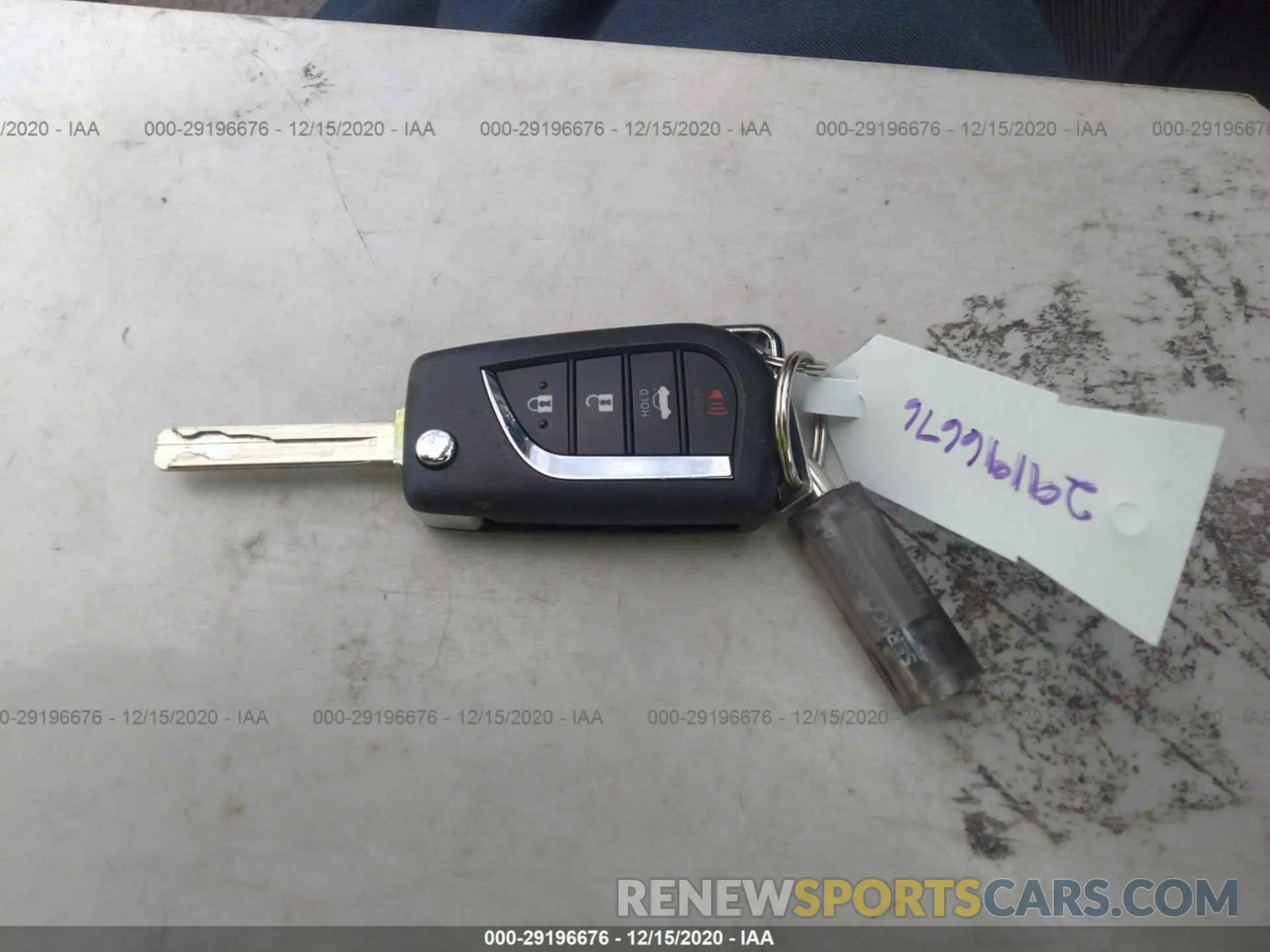 11 Photograph of a damaged car 4T1B11HK4KU189857 TOYOTA CAMRY 2019
