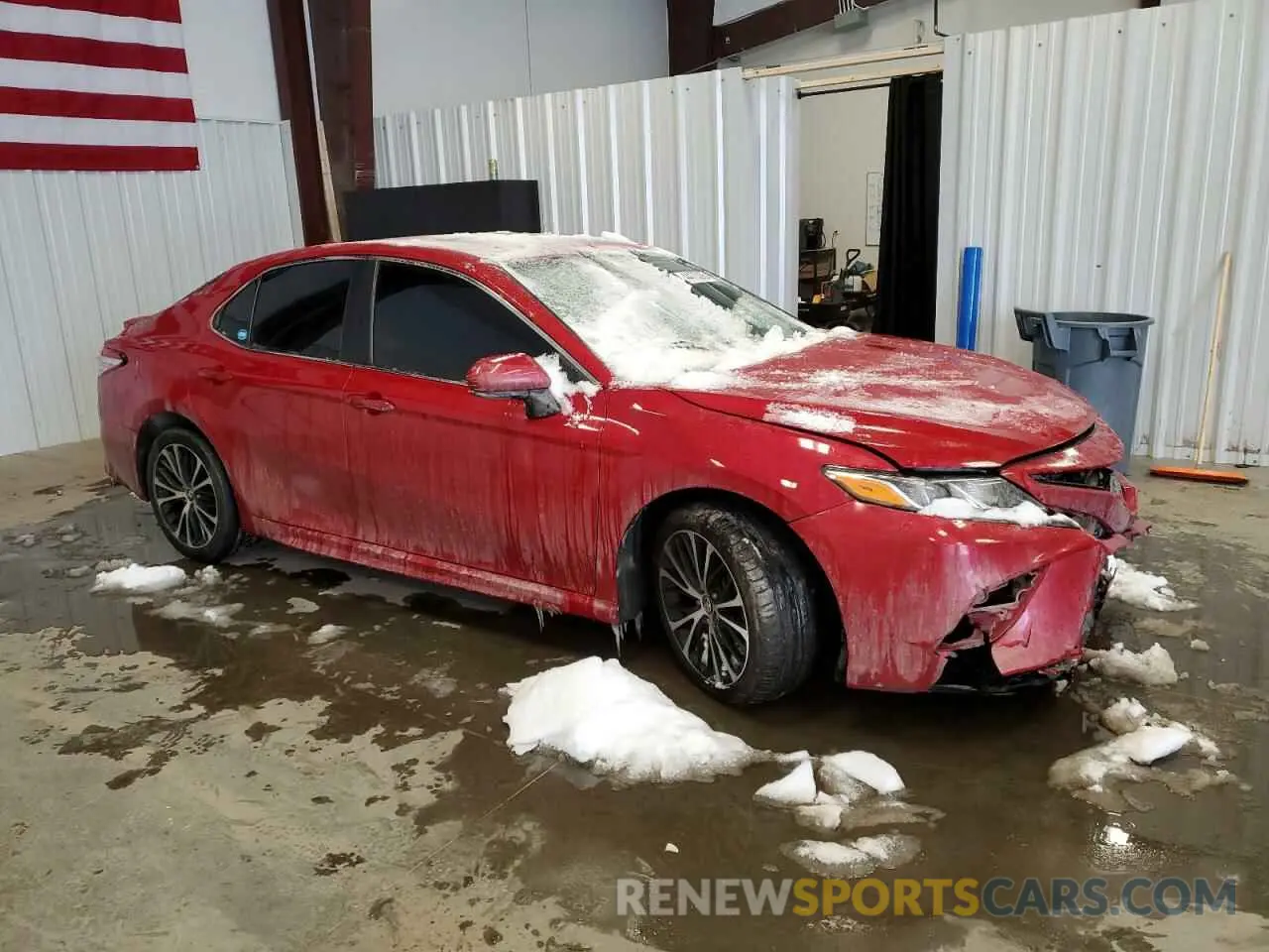 4 Фотография поврежденного автомобиля 4T1B11HK4KU194637 TOYOTA CAMRY 2019