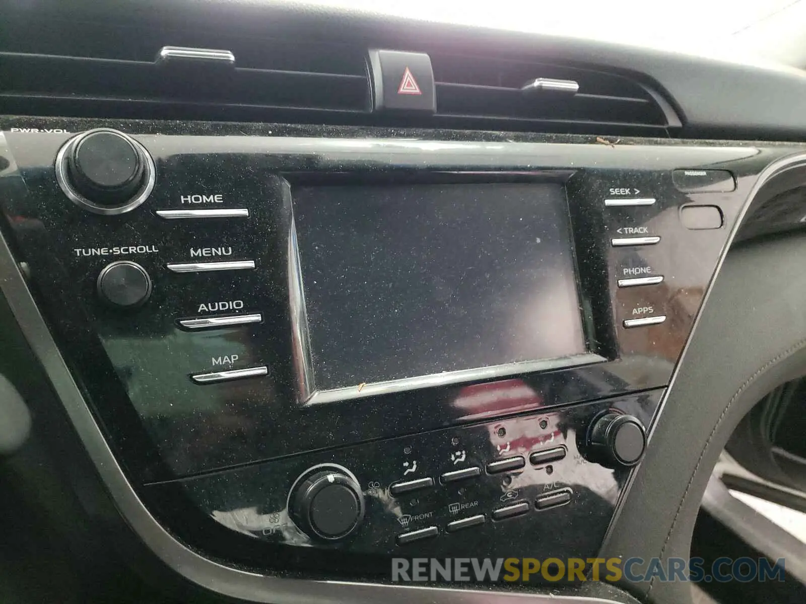 9 Photograph of a damaged car 4T1B11HK4KU219276 TOYOTA CAMRY 2019