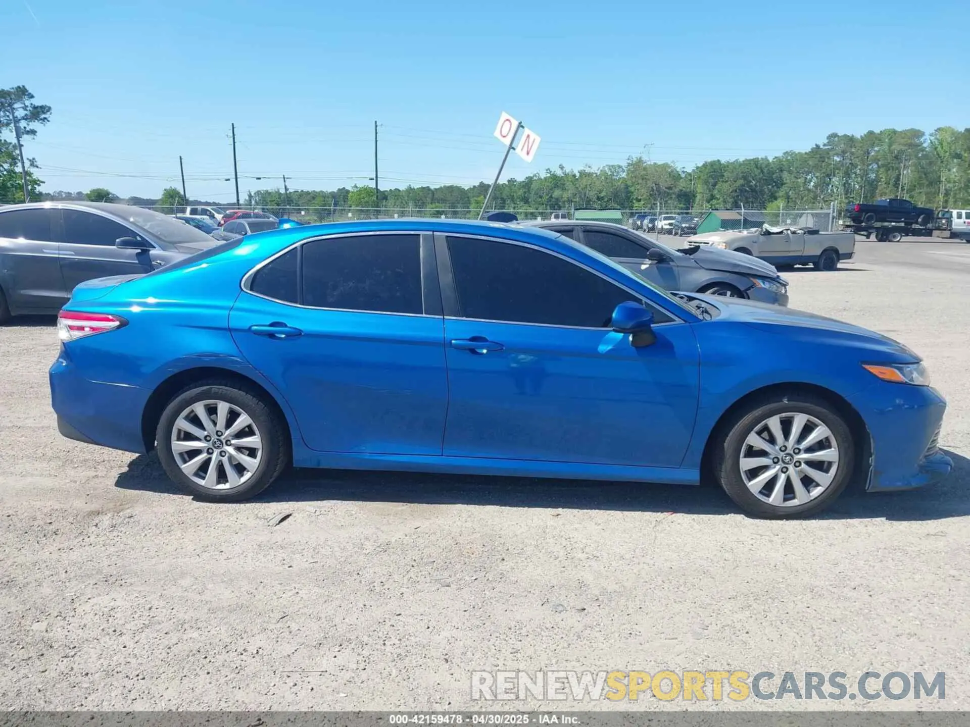 13 Фотография поврежденного автомобиля 4T1B11HK4KU223277 TOYOTA CAMRY 2019
