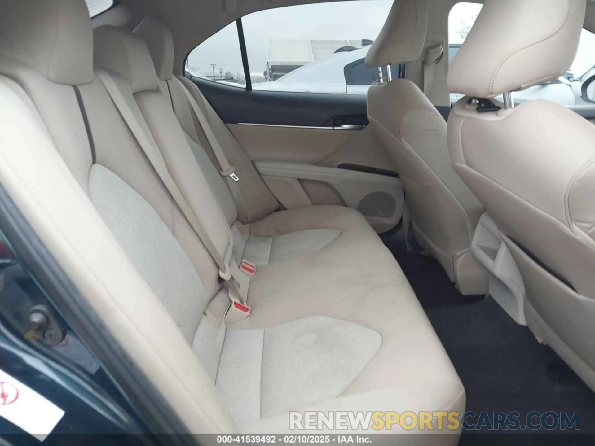 8 Photograph of a damaged car 4T1B11HK4KU233503 TOYOTA CAMRY 2019