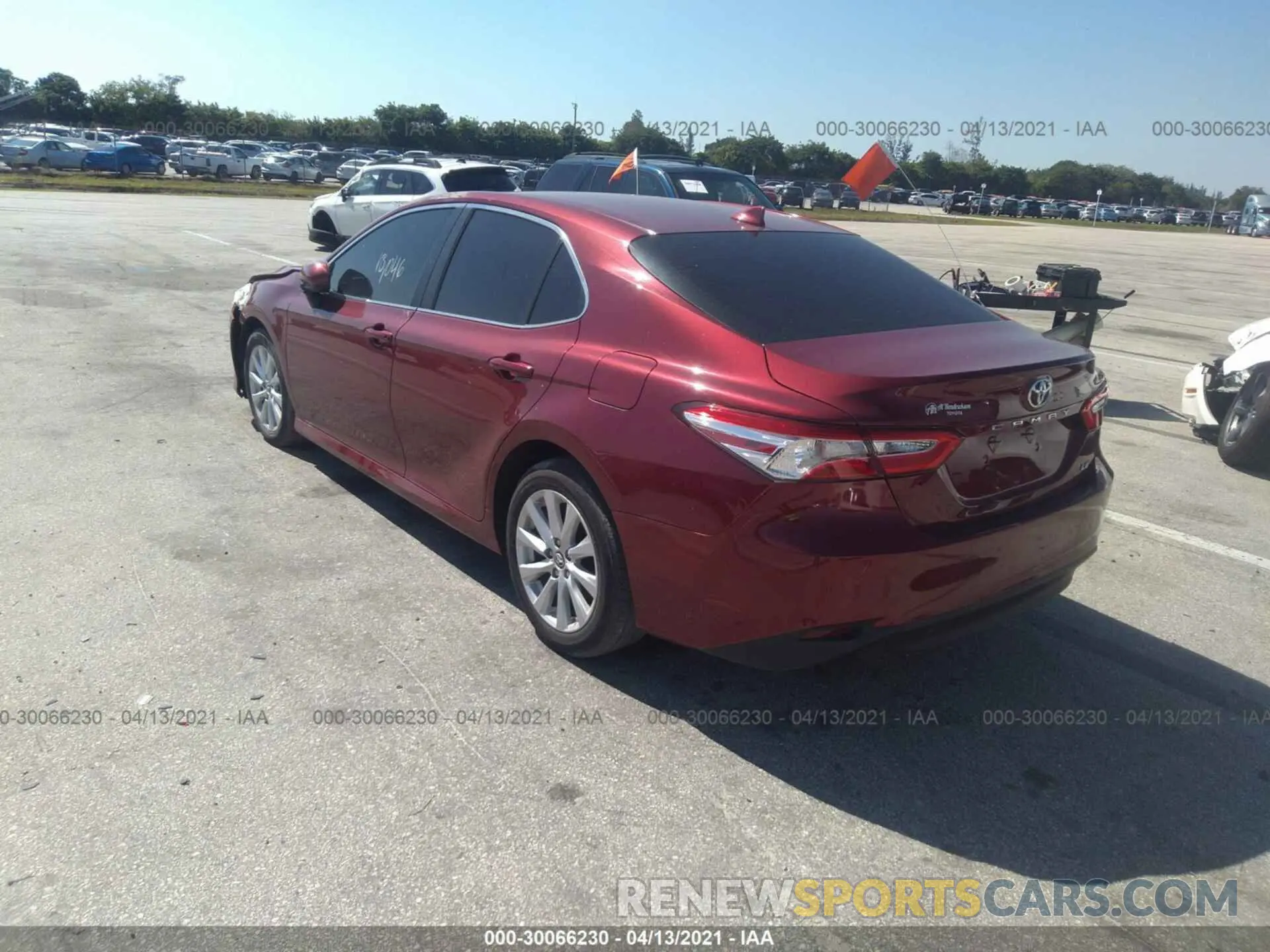 3 Photograph of a damaged car 4T1B11HK4KU246865 TOYOTA CAMRY 2019
