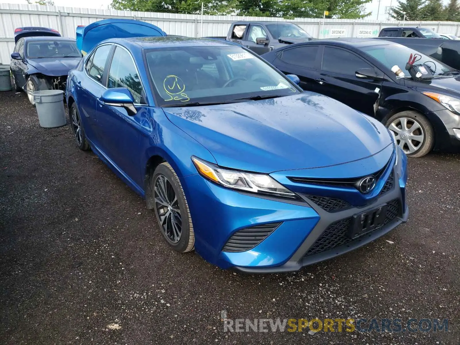 1 Фотография поврежденного автомобиля 4T1B11HK4KU257218 TOYOTA CAMRY 2019
