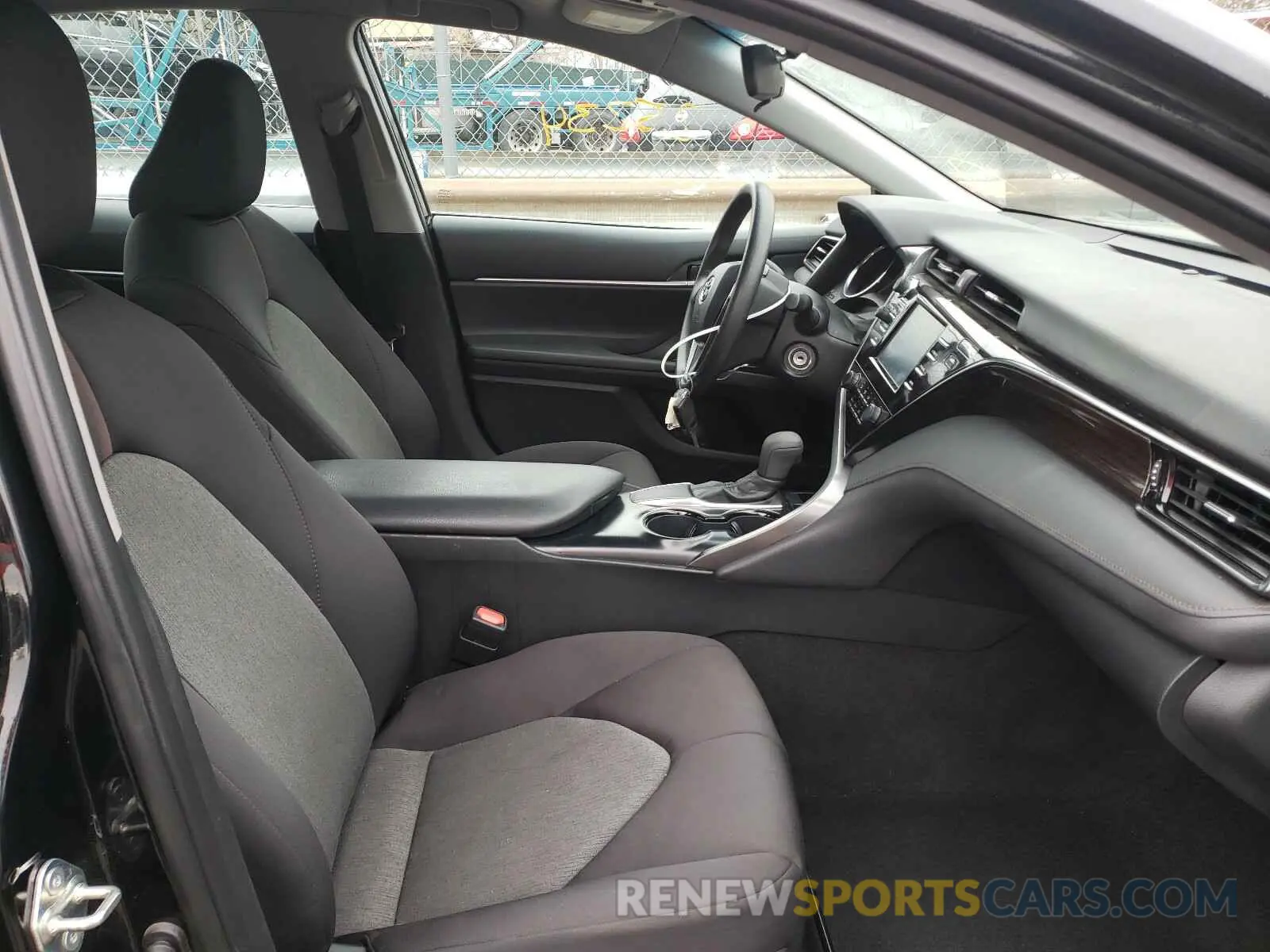 5 Photograph of a damaged car 4T1B11HK4KU267778 TOYOTA CAMRY 2019