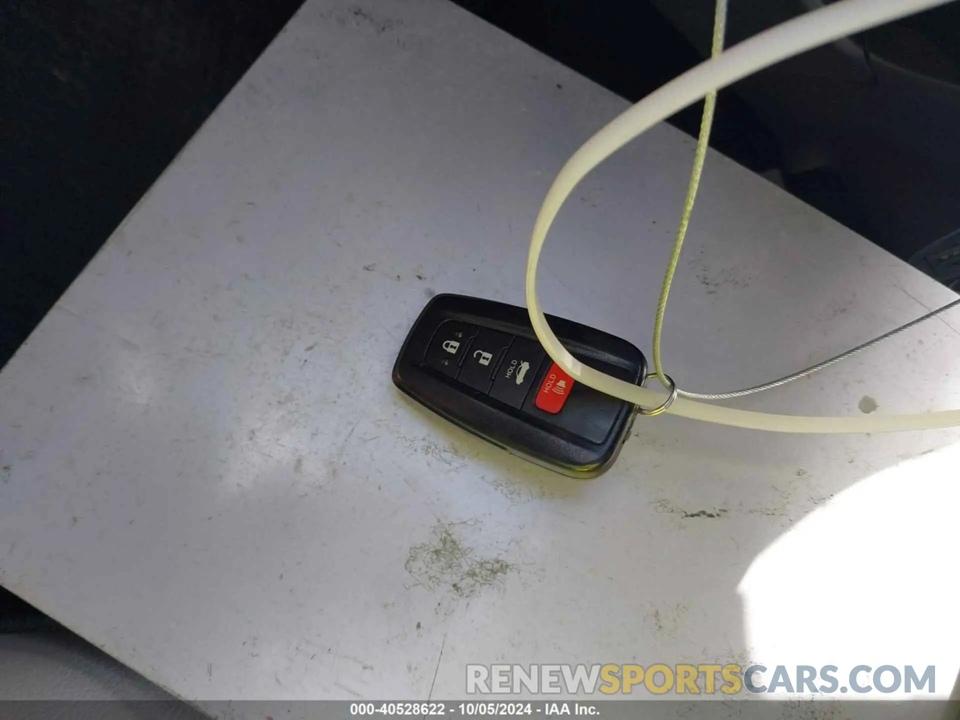 11 Фотография поврежденного автомобиля 4T1B11HK4KU272334 TOYOTA CAMRY 2019