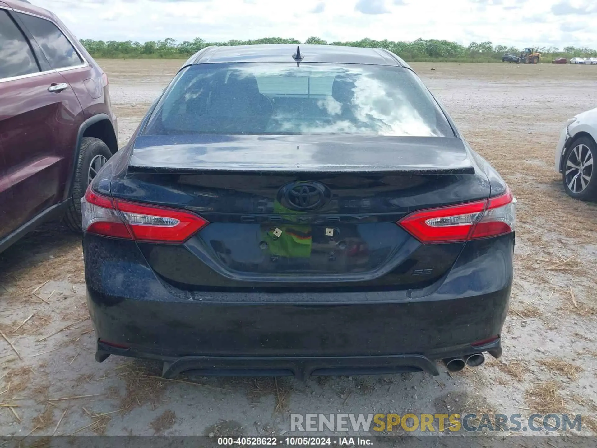 16 Фотография поврежденного автомобиля 4T1B11HK4KU272334 TOYOTA CAMRY 2019
