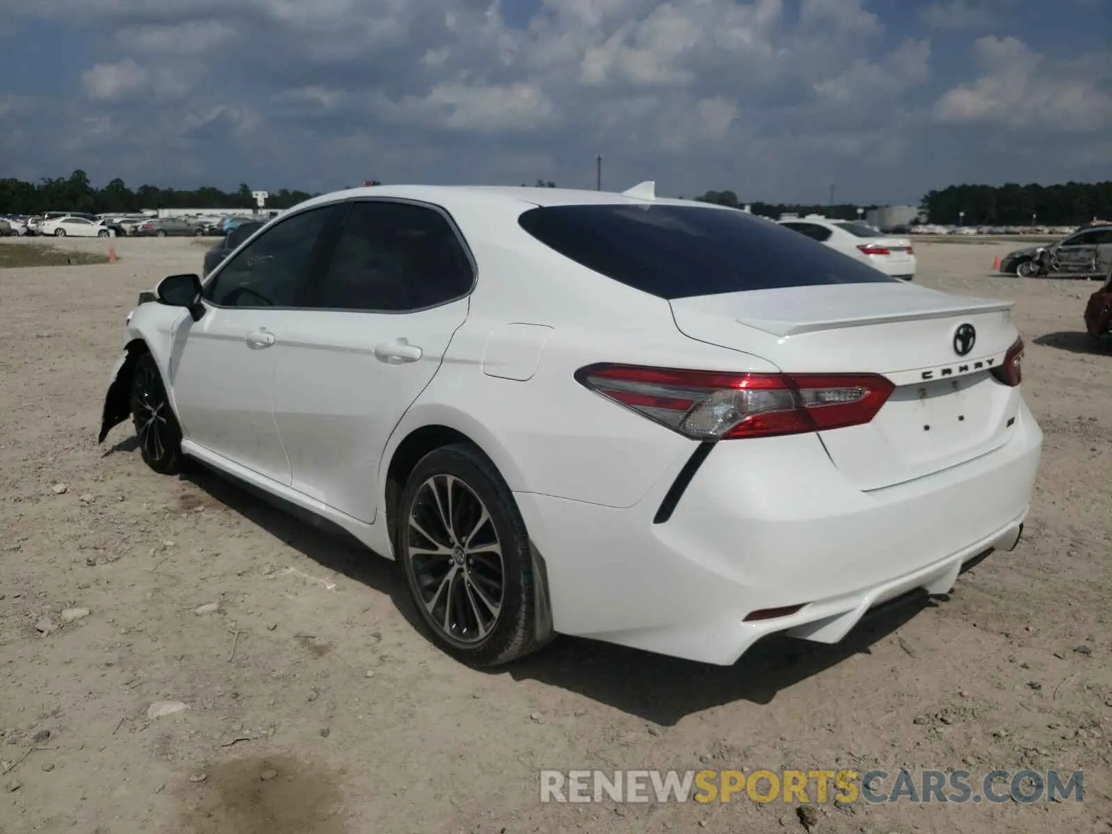 3 Photograph of a damaged car 4T1B11HK4KU273175 TOYOTA CAMRY 2019