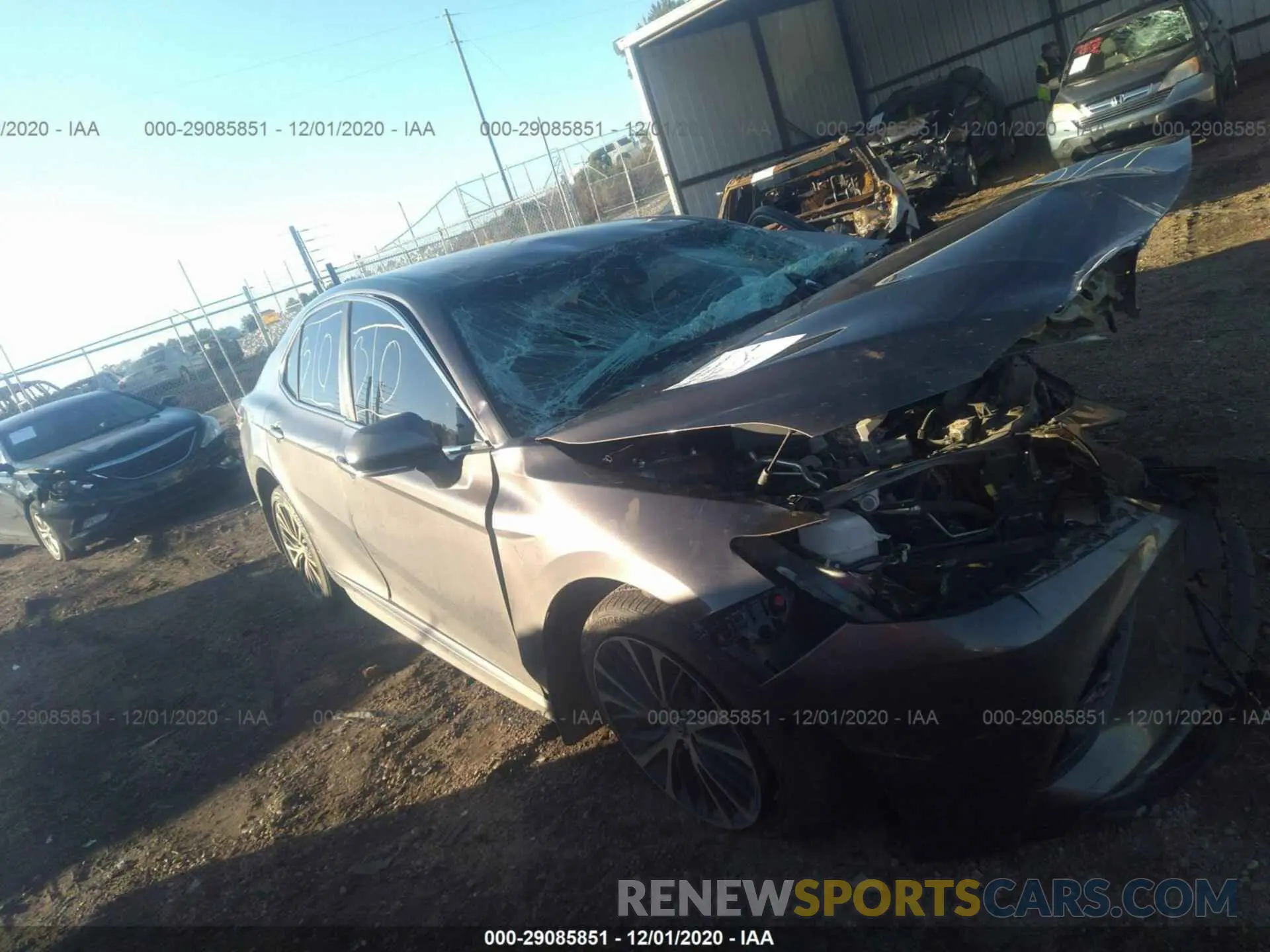 1 Photograph of a damaged car 4T1B11HK4KU274245 TOYOTA CAMRY 2019
