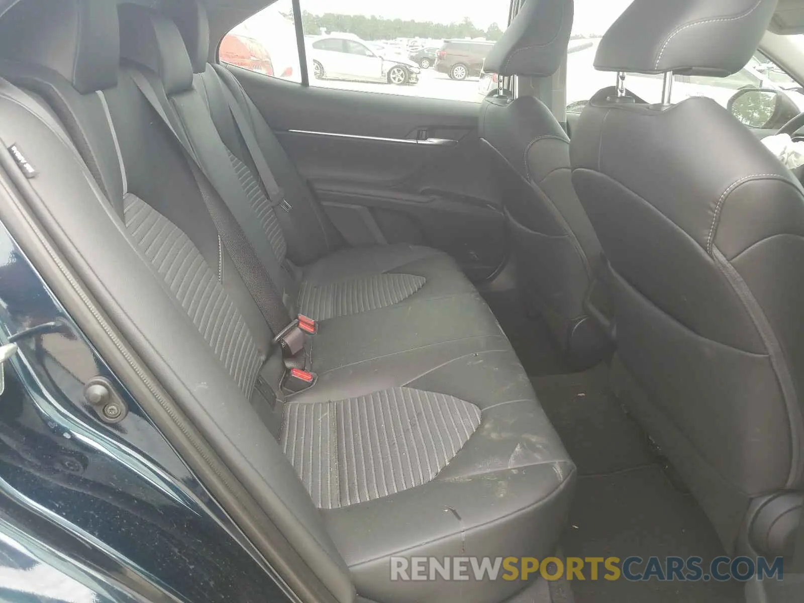 6 Photograph of a damaged car 4T1B11HK4KU286153 TOYOTA CAMRY 2019
