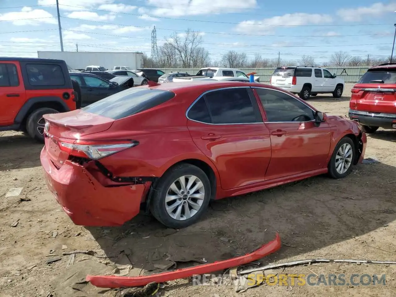 3 Photograph of a damaged car 4T1B11HK4KU288565 TOYOTA CAMRY 2019