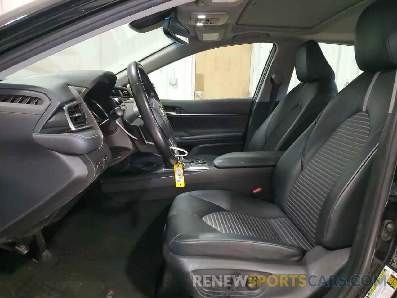 7 Photograph of a damaged car 4T1B11HK4KU680896 TOYOTA CAMRY 2019