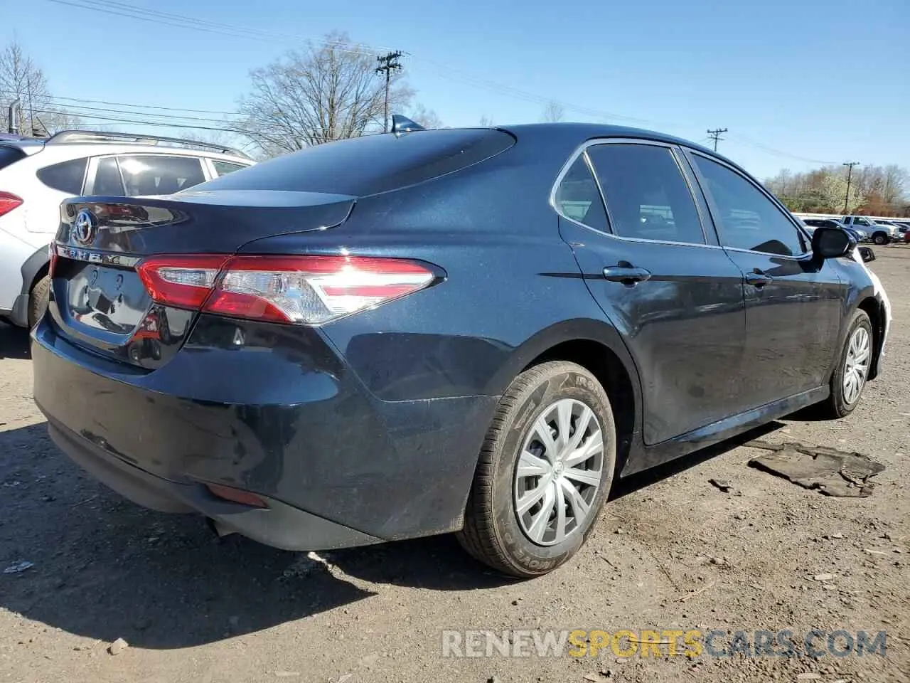 3 Photograph of a damaged car 4T1B11HK4KU681885 TOYOTA CAMRY 2019