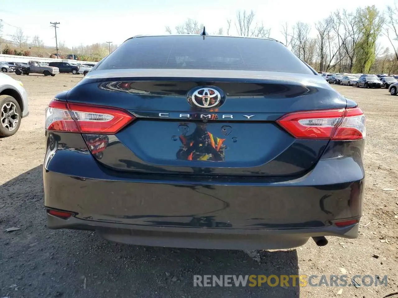 6 Photograph of a damaged car 4T1B11HK4KU681885 TOYOTA CAMRY 2019