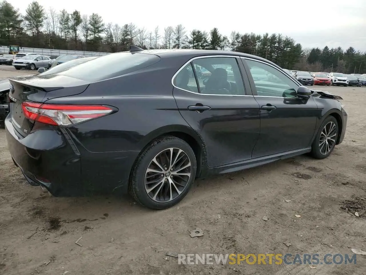 3 Фотография поврежденного автомобиля 4T1B11HK4KU687301 TOYOTA CAMRY 2019