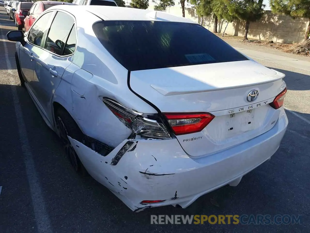 3 Photograph of a damaged car 4T1B11HK4KU693244 TOYOTA CAMRY 2019