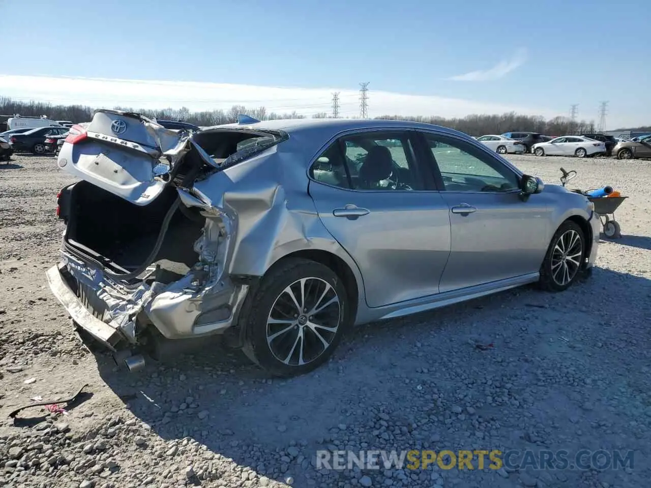 3 Фотография поврежденного автомобиля 4T1B11HK4KU711726 TOYOTA CAMRY 2019
