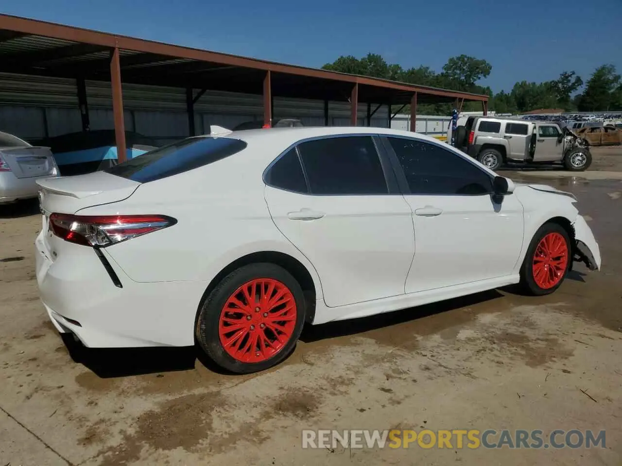 3 Фотография поврежденного автомобиля 4T1B11HK4KU718014 TOYOTA CAMRY 2019