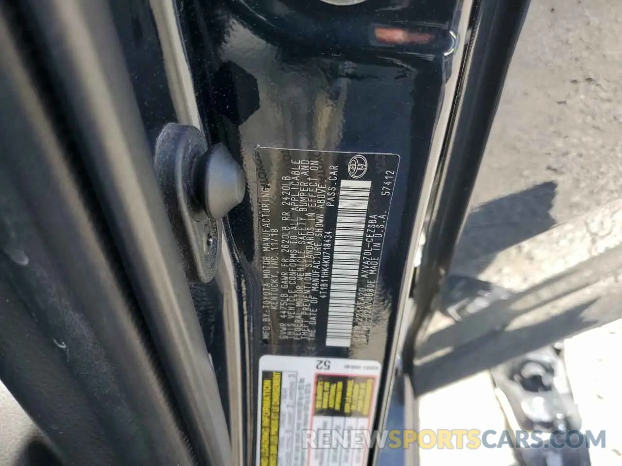 14 Photograph of a damaged car 4T1B11HK4KU718434 TOYOTA CAMRY 2019