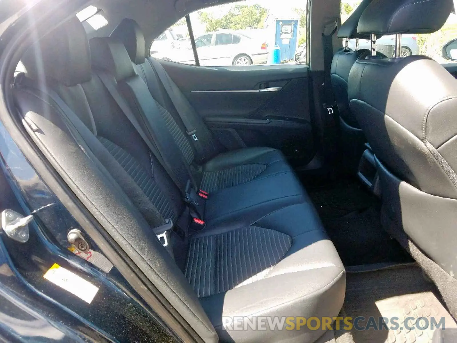 6 Photograph of a damaged car 4T1B11HK4KU720555 TOYOTA CAMRY 2019