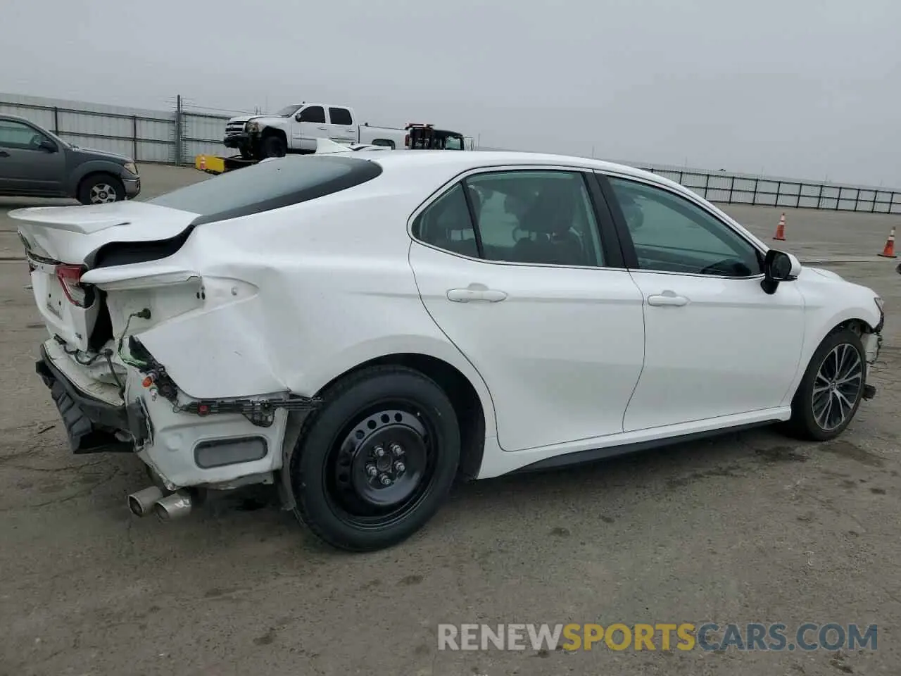 3 Фотография поврежденного автомобиля 4T1B11HK4KU727120 TOYOTA CAMRY 2019