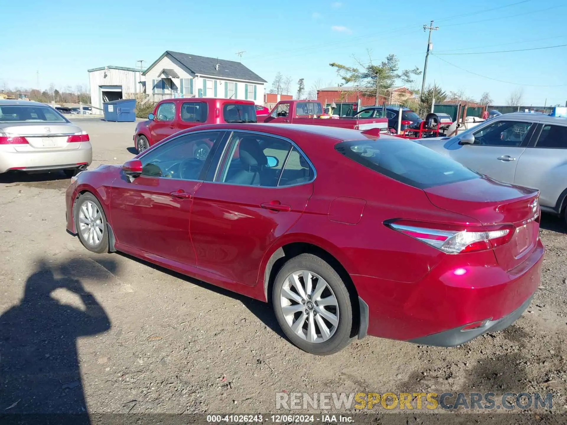 3 Photograph of a damaged car 4T1B11HK4KU732804 TOYOTA CAMRY 2019