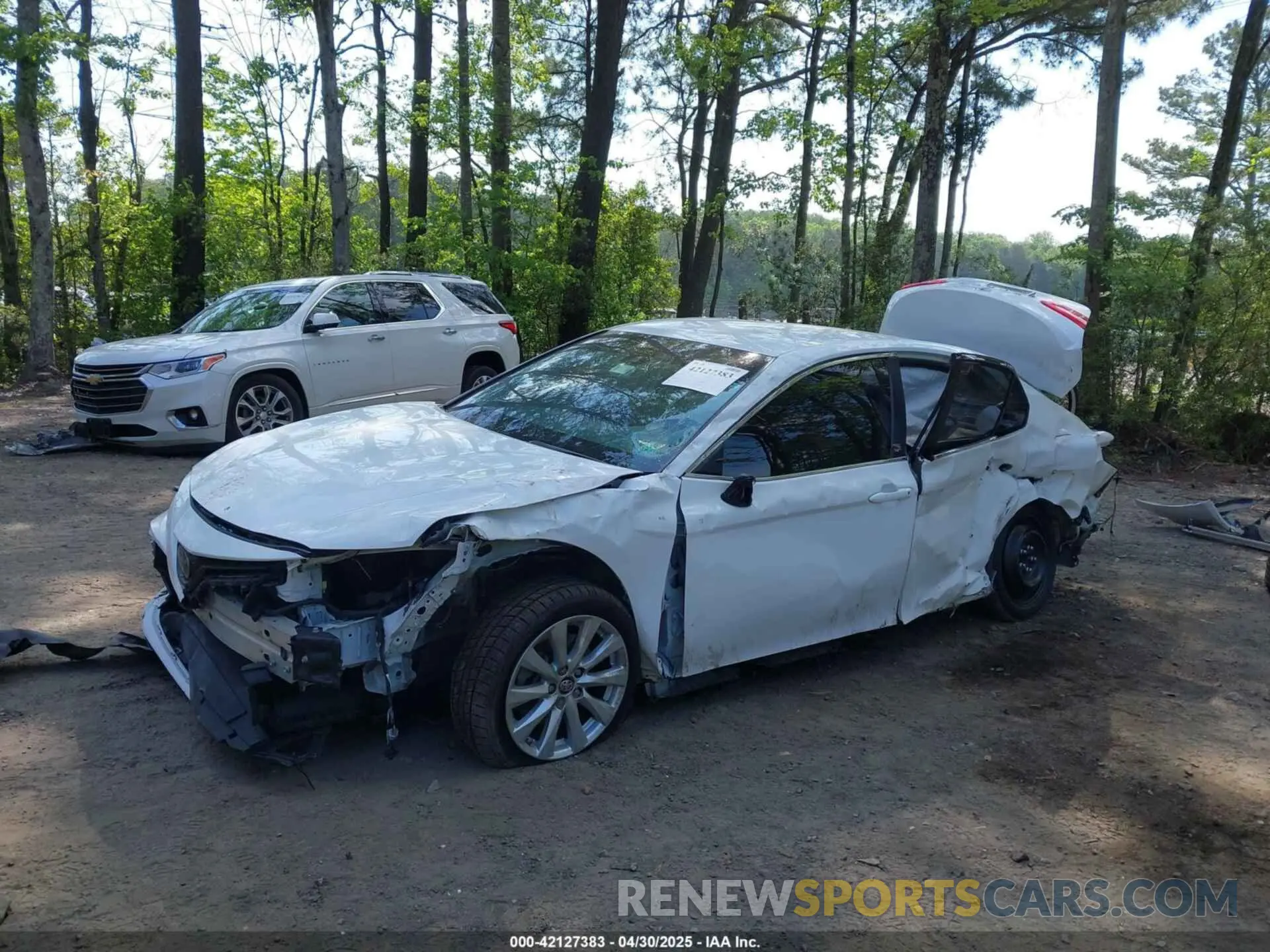 6 Фотография поврежденного автомобиля 4T1B11HK4KU743270 TOYOTA CAMRY 2019