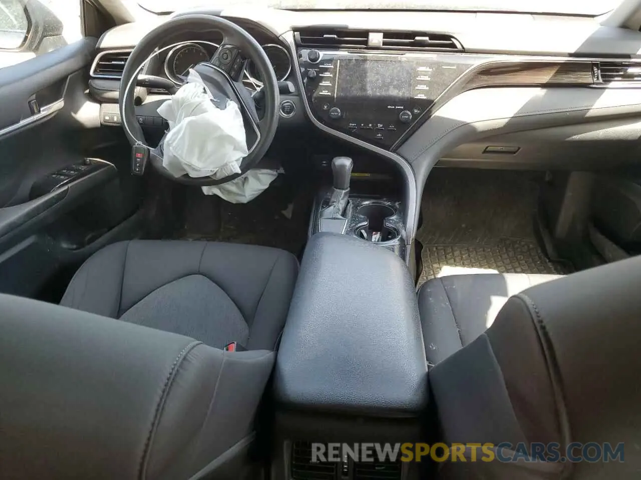 8 Фотография поврежденного автомобиля 4T1B11HK4KU748971 TOYOTA CAMRY 2019