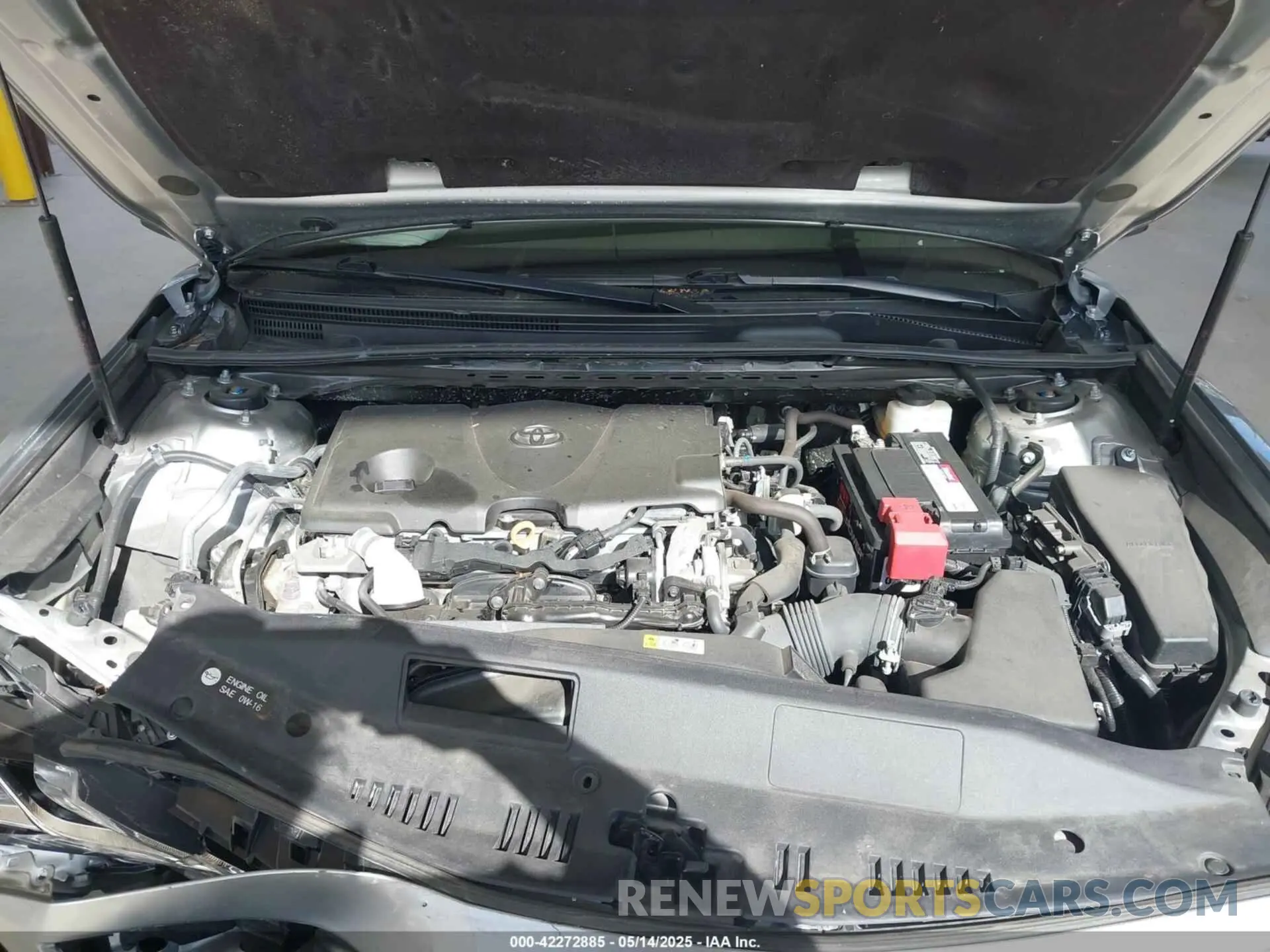 10 Photograph of a damaged car 4T1B11HK4KU749358 TOYOTA CAMRY 2019